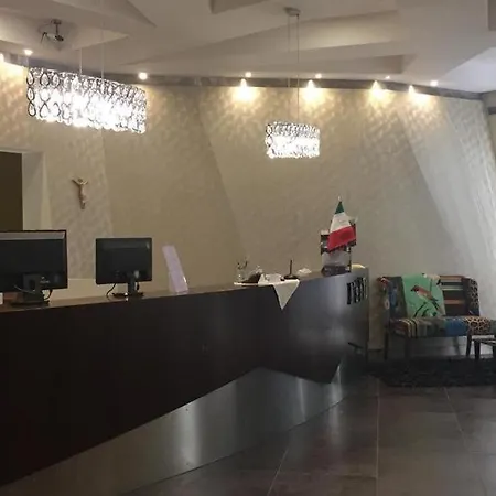 Manhattan Village Hotel-2